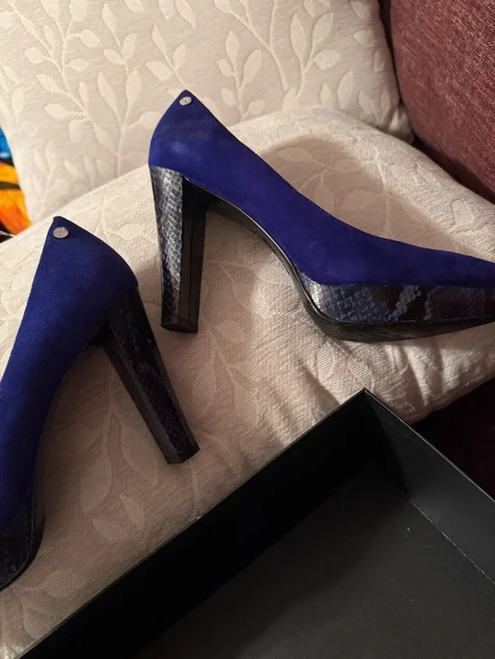 Calvin Klein Blue Suede High Heel Pumps with Textured Platform - Picture 9 of 16